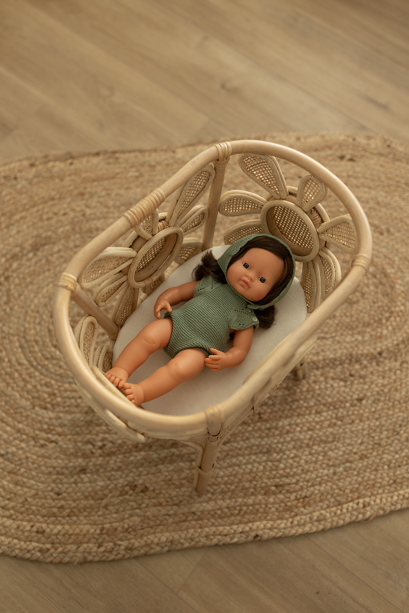 Daisy Dreams Doll Bassinet