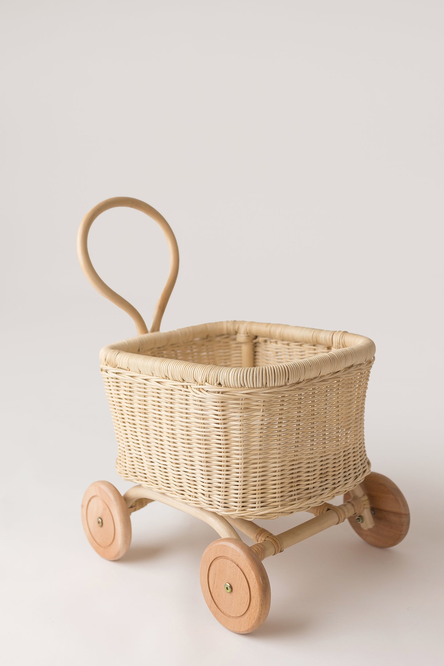 Theo Rattan Wagon