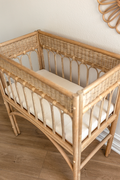 Eden Baby Bassinet