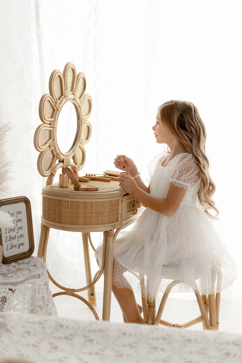 Delightful Daisy Children's Vanity Set