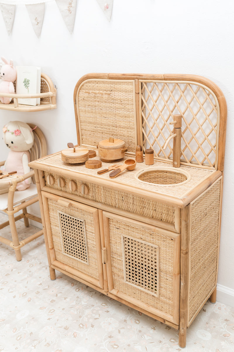 Small Sprouts Kitchenette