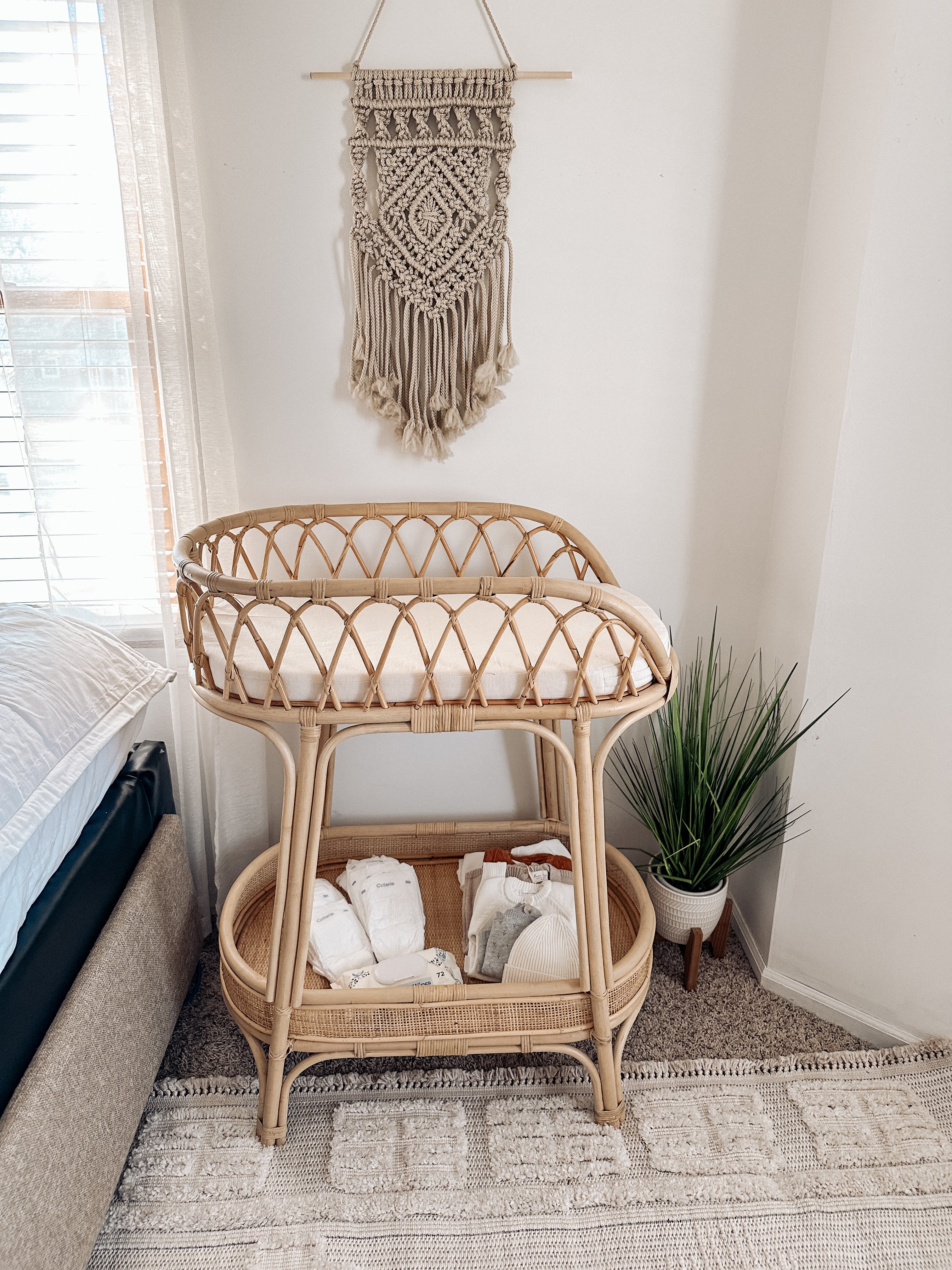 Wicker baby sale changing table